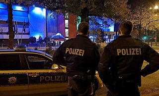 Die Polizei überprüft im ganzen Kreisgebiet mehrere Personen. - Symbolfoto: Polizei Herford