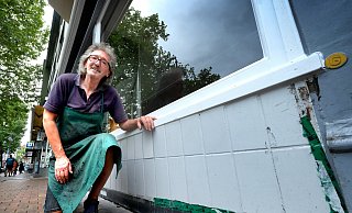 Das Schuhmacher-Geschäft von Michael Schulze ist nach dem Autounfall Anfang Mai wieder intakt. - Andreas Frücht