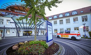 Mehr als 30 Frauen sollen 2019 und 2020 von einem Assistenzarzt im Evangelischen Klinikum Bethel betäubt und vergewaltigt worden sein. - Sarah Jonek