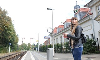 Warten vergeblich: Am Bahnhof in Lübbecke fährt derzeit kein Zug. - Joern Spreen-Ledebur (Archiv)
