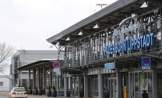 Wer zum Flughafen Paderborn/Lippstadt fährt, sollte mehr Zeit einplanen. - Jens Reddeker