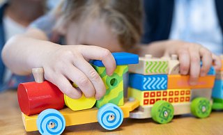 Die qualitative Arbeit sei nicht länger gesichert, schreiben die Träger. „Aber nicht nur die Bildungschancen der betreuten Kinder leiden unter den aktuellen Problemen.“ - Sebastian Kahnert