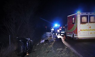Auf der L776 bei Salzkotten überschlug sich eine Autofahrerin. - Polizei Paderborn