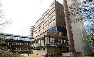 Der Verein will erreichen, dass das Krankenhaus Lübbecke erhalten bleibt und saniert wird. - Heike von Schulz