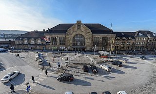 Am Hauptbahnhof in Bielefeld wird nein großes Weihnachtsessen stattfinden. - Christian Weische