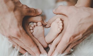 Bei der Wahl des Vornamens für das Kind sind manche Eltern sehr kreativ. Doch unter bestimmten Voraussetzungen schreiten die Standesämter ein. - (Symbolbild) Pixabay