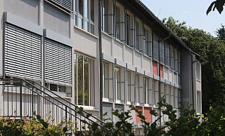 Da die Grundschule Gehlenbeck ohnehin umgebaut werden soll, bezweifeln die Eltern den Sinn eines vorherigen Lüftungsanlagen-Einbaus. - Luca Kehlenbrink