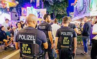 Die Paderborner Polizei will dazu beitragen, dass die Menschen ein friedliches Libori-Fest feiern können. - Besim Mazhiqi
