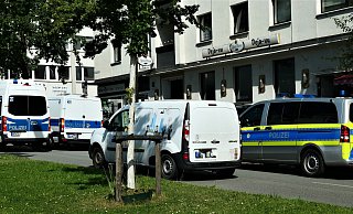 Anlieger berichten, dass das Restaurant "Deja-vu" neben dem Kultfrisör "Wolke sieben" ein Ort regen Drogenshandels war. - Kurt Ehmke