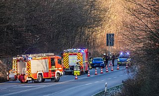 Auf der Ostwestfalenstraße in Fahrtrichtung Altenhagen ist es zu einem Unfall gekommen. - Paul Brinkmann