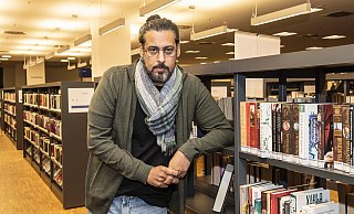 Zum dritten Mal bei den Bielefelder Literaturtagen – der aus dem Irak stammende, deutsche Autor Abbas Khider. - Jörg Dieckmann - www.dieckmann-fotodesign.de