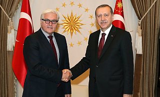 Frank-Walter Steinmeier wird am Montag wieder in die Türkei reisen und dort auf Präsident Erdogan treffen. - Verwendung nur in Deutschland