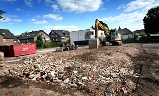 Das frühere Hotel-Restaurant Müther in Avenwedde ist abgerissen - hier sollen jetzt Reihenhäuser gebaut werden. - Andreas Frücht