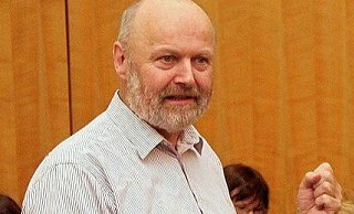 Erziehungswissenschaftler Richard Wagner (68) berät alle städtischen Kitas in Gütersloh. - Neue Westfaelische Zeitung