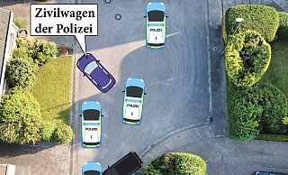 Eine Rekonstruktion der beteiligten Autos anhand von Drohnenaufnahmen und Erkenntnissen der Ermittler. - NW-Grafik: Schultheiß