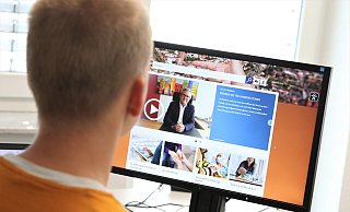 Auf der sogenannten Microsite "jobs-mit-leidenschaft.de" im Internet wirbt auch Paderborns Bürgermeister Michael Dreier für die Stadt als Arbeitgeberin. - Rajkumar Mukherjee Auf der sogenannten Microsite "jobs-mit-leidenschaft.de" im Internet wirbt auch Paderborns Bürgermeister Michael Dreier für die Stadt als Arbeitgeberin. - Rajkumar Mukherjee
