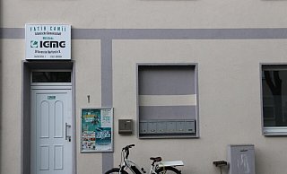 Die Besuche des stellvertretenden Bürgermeisters, Thomas Bischoff, in der Gemeinde Milli Görüs an der Engerstraße hatte der CDU-Stadtverband mit Hinweis auf deren Verfassungsfeindlichkeit immer wieder kritisiert. Nun stellt sich heraus: Das war eine Vorverurteilung. - Frank-Michael Kiel-Steinkamp