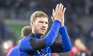Fabian Klos im Jahr 2023: Seine Karriere als Fußballer endet im Sommer 2024. Maximal 20 Pflichtspiele hat der Angreifer von Arminia Bielefeld auf seiner Abschiedstour noch vor sich. - IMAGO/Beautiful Sports