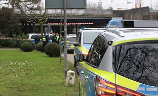 Eine Bluttat am Bahnhof beschäftigt die Polizei. - Claus Frickemeier