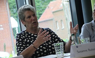 Susanne Rutenkröger hat sich bei der Industrie- und Handelskammer zu Bündes Zukunft geäußert. - WEyand