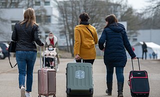 Innerhalb der ersten drei Monate nach Beginn des Krieges kamen etwa 146.000 Menschen aus der Ukraine nach NRW. - dpa