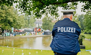 Derzeit ist das Paderquellgebiet wegen Pottmarkt und Picknickkonzerten zu "Libori light" abgesperrt. Danach wollen Polizei und Ordnungsamt dort verstärkt Präsenz zeigen, um gegen nächtliche Ruhestörungen vorzugehen. - Besim Mazhiqi