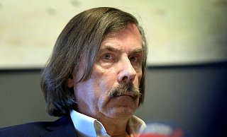 Bleibt Norbert Morkes (72) im Amt? Das wird am 9. Juni entschieden. Die Grünen haben jetzt eine Kampagne gestartet.