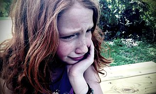 Wenn Schülerinnen oder Schüler mit ihren Problemen nicht mehr alleine klarkommen, ist die Schulsozialarbeit gefordert. - Pixabay