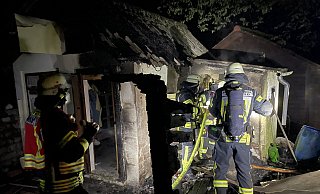 In der Nähe der Promenade war in einer Kleingartenanlage ein Feuer ausgebrochen. - Charlotte Mahncke