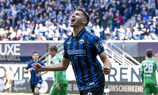 Paderborns Stürmer Marvin Pieringer konnte schon nach zehn Minuten über die 1:0-Führung jubeln. Es war der siebte Saisontreffer der Schalke-Leihgabe. - picture alliance/dpa