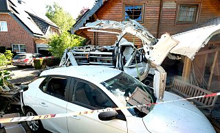Die Schäden rund um die Explosionsstelle in Rietberg sind enorm. - Andreas Frücht