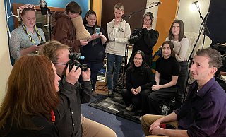 Die elfköpfige Band im Paderborner Studio hat Songs in verschiedenen Musikrichtungen produziert. - Tonika e.V.