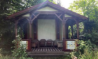 Der Landschaftsverband Westfalen-Lippe hat die Laube im Garten der Familie Schroeder am Verler Kirchplatz zum „Denkmal des Monats Februar“ erklärt. Gebaut wurde sie um das Jahr 1900. Foto: LWL - LWL