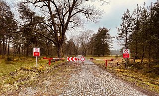 Die ehemalige Kreisstraße 97 sollte gemäß Senne-Vereinbarung am 1. Mai für Fußgänger und Radfahrer geöffnet sein. - Schlangen 4.0