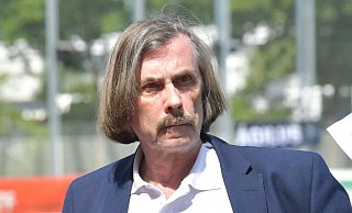 Güterslohs Bürgermeister Norbert Morkes hat fast alle Vorwürfe deutlich von sich gewiesen. "Sie sind haltlos!" - Jens Dünhölter
