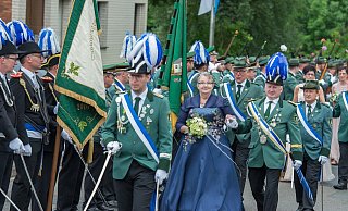 Das Königspaar Bernd und Gisela Tewes stand im Mittelpunkt beim Schützenfest in Natingen. - Daniel Winkler