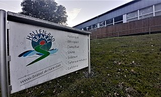 Das Hallenbad Brakel soll ab diesem Jahr in mehreren Schritten saniert werden. Grund dafür: Undichtigkeiten und daraus resultierende Schäden. - Simone Flörke