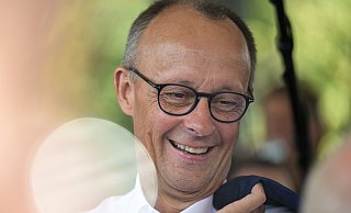 Entspannt in Thüringen: Friedrich Merz, Bundesvorsitzender der CDU, am 21. August auf Wahlkampftour. - Hannes P Albert/dpa