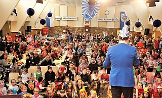 Eine volle Halle wie beim Kinderkarneval 2020 wird es diesmal nicht geben, aber der Vorstand des Karnevalsverein hat auch für die Nachwuchsjecken ein alternatives Programm vorbereitet. - Karnevalsverein Scharmede