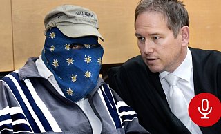 Hans P. (links) muss sich 2016 wegen eines Sexualdelikts vor Gericht verantworten, Carsten Ernst ist sein Strafverteidiger. - Barbara Franke