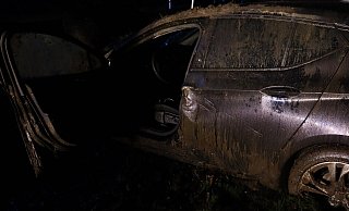 Der Opel nach dem Unfall. - Polizei Herford