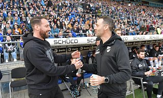 Am Sonntagabend empfangen DSC-Trainer Mitch Kniat (l.) und seine Arminia Alexander Ende und den SC Verl in der Schüco-Arena. - sport/presse/foto Jens Dünhölt