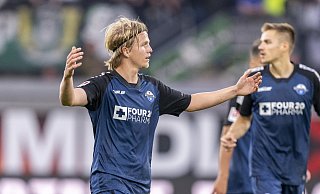Felix Götze wird am Samstag erstmals überhaupt im Hamburger Volksparkstadion auflaufen. Foto: David Inderlied/dpa - David Inderlied