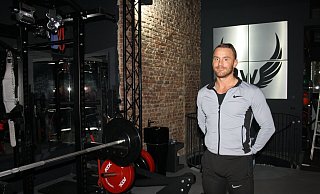 In rund fünf Monaten hat René Kagels die Räumlichkeiten an der Lübberstraße 28 - 30 in Herford neu gestaltet und dort sein Studio "Willenskraft" eingerichtet. - Thomas Vogelsang