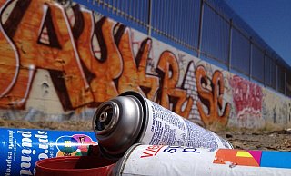 Frische Farben beleben triste Mauern. (Symbolbild) - Pixabay