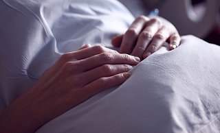 Die Patientin wirft einem Arzt vor, sich in sexuell belästigender Weise angenähert zu haben. - Symbolfoto: pixabay / Creative Commons Die Patientin wirft einem Arzt vor, sich in sexuell belästigender Weise angenähert zu haben. - Symbolfoto: pixabay / Creative Commons