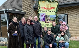 Ellen und Gerhard Junkereit feiern mit ihrer Familie ihren besonderen Tag. - Monique Junkereit