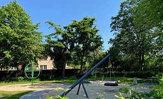 Der Spielplatz Holtkamp ist nun wieder mit neuen Spielgeräten ausgestattet. - Stadt Löhne