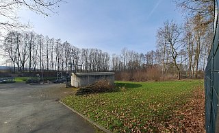 In ihrer Haushaltsrede moniert die Marienmünsteraner UWG, dass hinter der Bredenborner Kläranlage, in Richtung Sommersell, ein „zweck- und sinnfreies“ Rückhaltebecken gebaut werden soll. - Madita Schellenberg