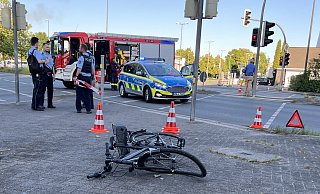 Die Radfahrerin wurde bei dem Unfall lebensgefährlich verletzt. Sie verstarb eine Woche später in einem Bielefelder Krankenhaus. - Thorsten Heß